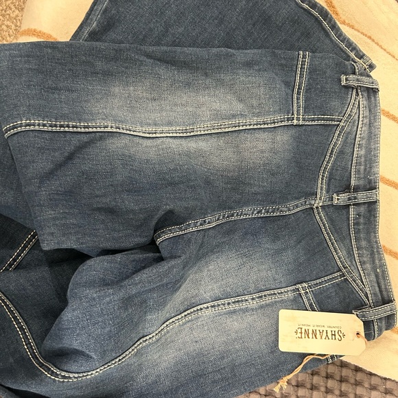 NWT Shyanne Medium High Rise Flare Jean Size 26/34 - Picture 6 of 6